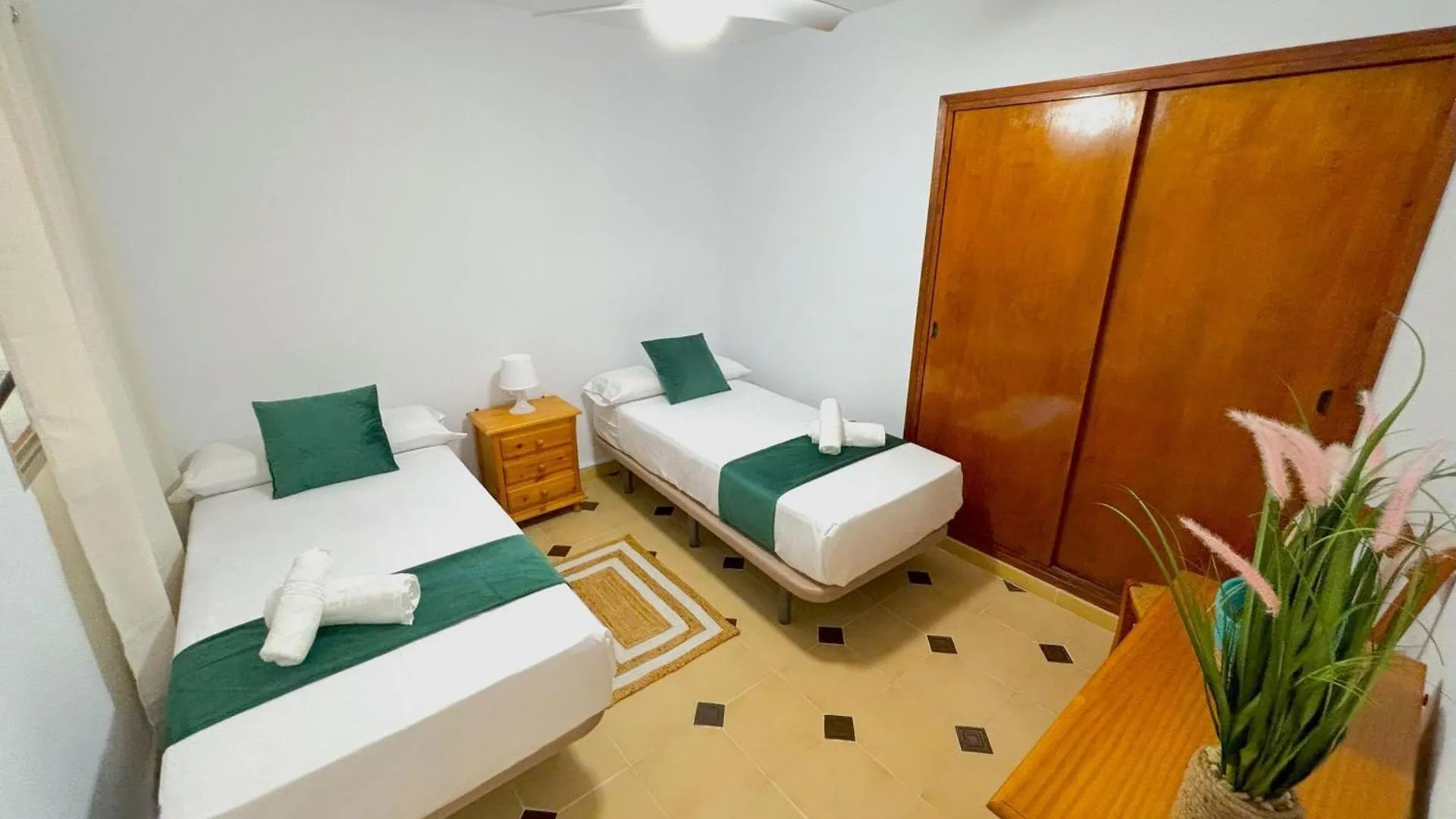 Evans Realty Az Centro & Playa & Tren Fuengirola 0*,